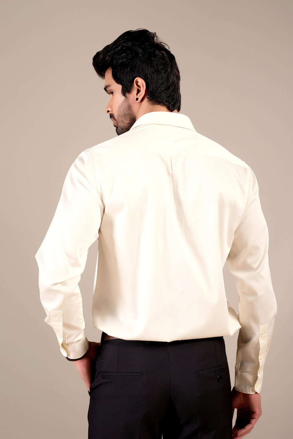 LIGHT CREAM 100% COTTON SHIRT